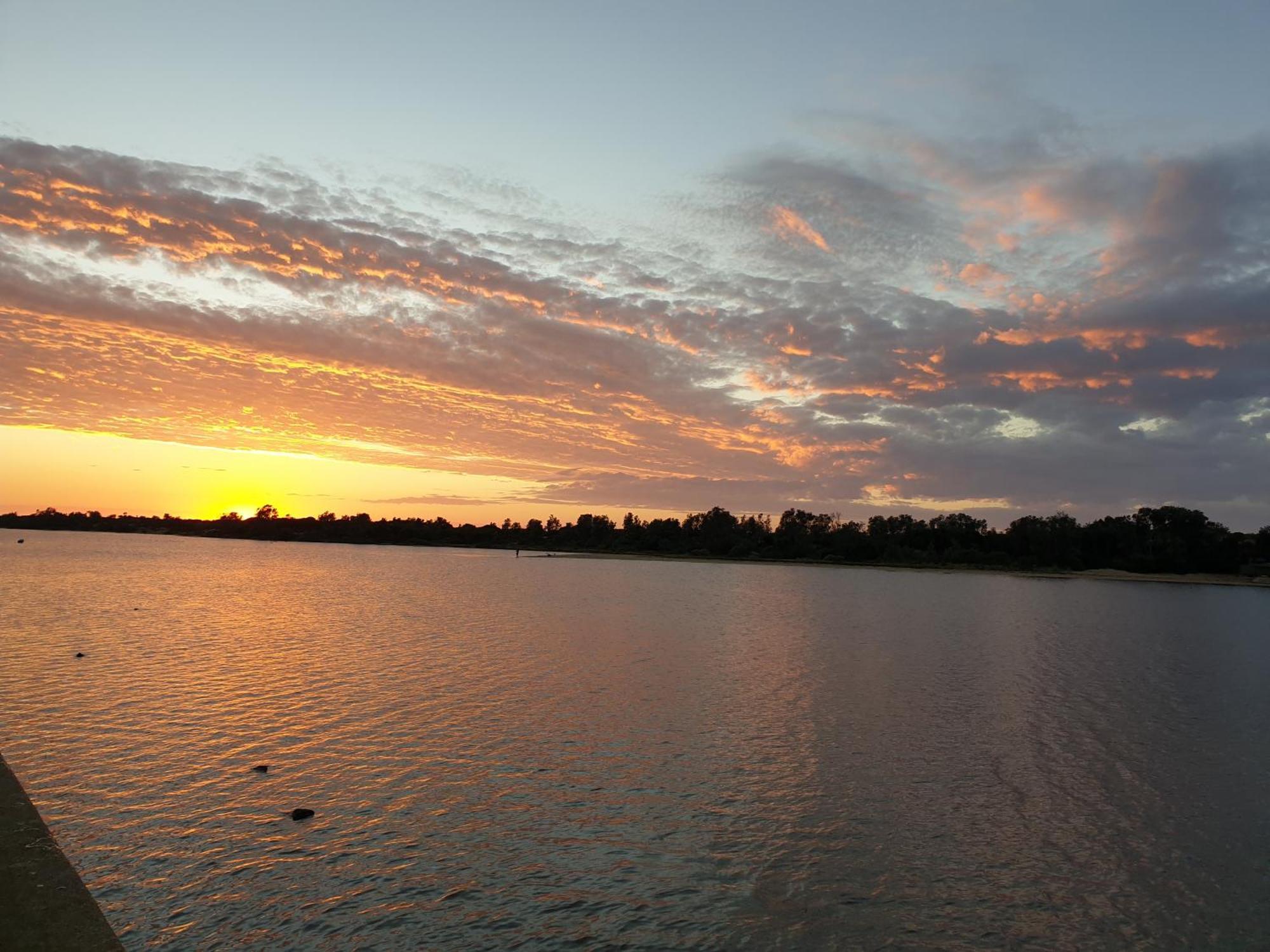 Bamboo Motor Inn Lakes Entrance Dış mekan fotoğraf