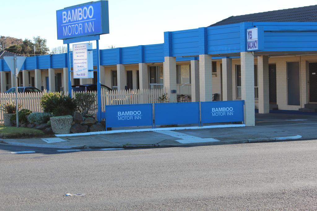 Bamboo Motor Inn Lakes Entrance Dış mekan fotoğraf